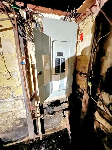 1022 Onondaga Road, Camillus, NY 13031