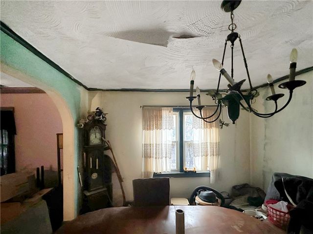 1022 Onondaga Road, Camillus, NY 13031