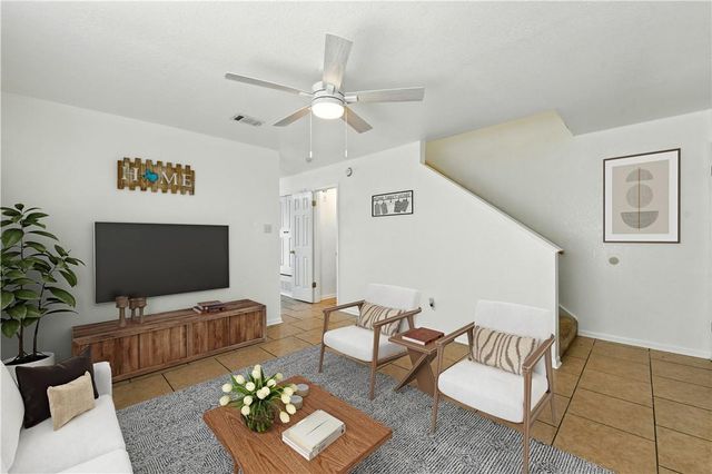2410 Royal Crest CIR, Killeen, TX 76549