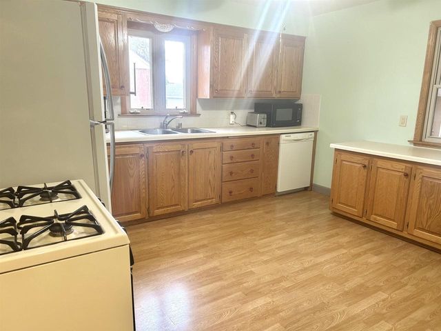 705 6TH STREET, Menasha, WI 54952