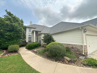 7203 Welshwood Lane, Sugar Land, TX 77479