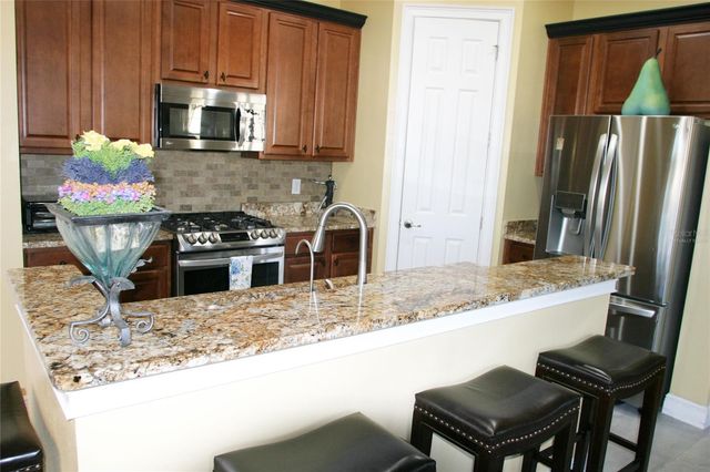 19484 FOREST GARDEN COURT, Brooksville, FL 34601