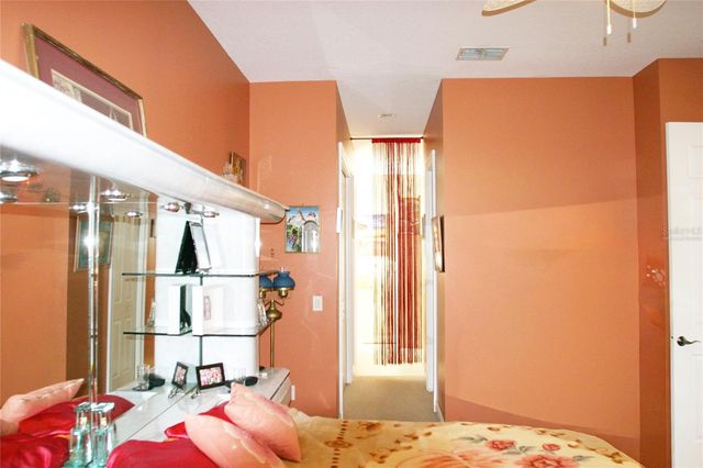 19484 FOREST GARDEN COURT, Brooksville, FL 34601