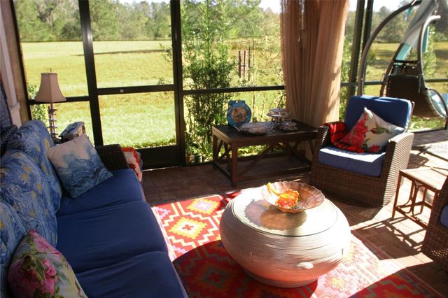 19484 FOREST GARDEN COURT, Brooksville, FL 34601