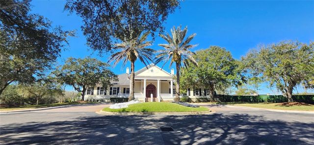 19484 FOREST GARDEN COURT, Brooksville, FL 34601