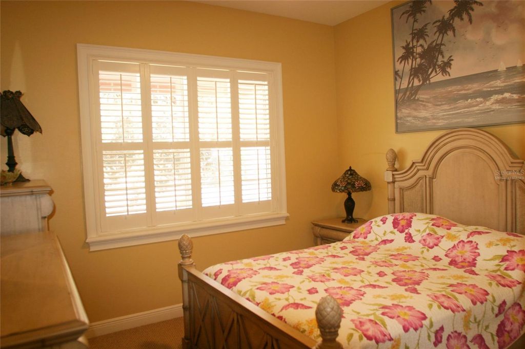 Image 13 of property listing at 19484 FOREST GARDEN COURT, Brooksville, FL 34601