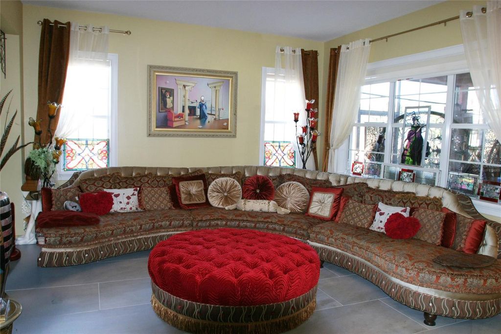 Image 22 of property listing at 19484 FOREST GARDEN COURT, Brooksville, FL 34601