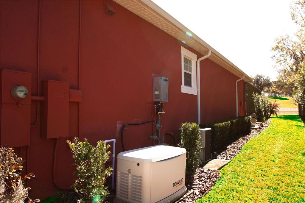 Image 61 of property listing at 19484 FOREST GARDEN COURT, Brooksville, FL 34601