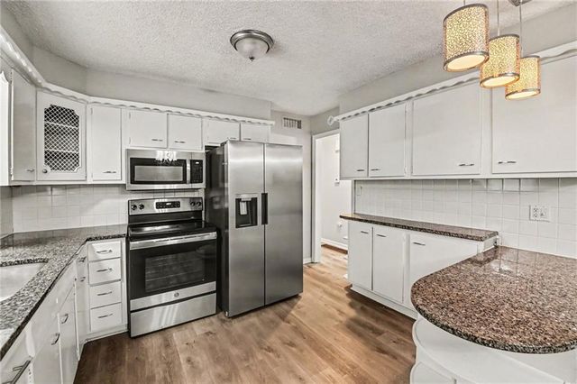 3507 S Osage Street, Independence, MO 64055