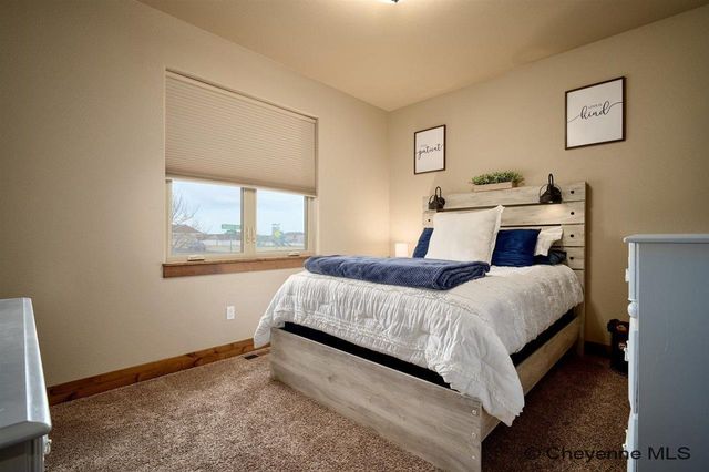 3604 RUSTIC RD, Cheyenne, WY 82001