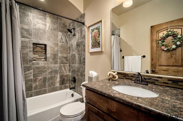 3604 RUSTIC RD, Cheyenne, WY 82001