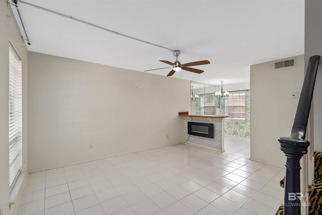 112 Du Rhu Drive D, Mobile, AL 36608