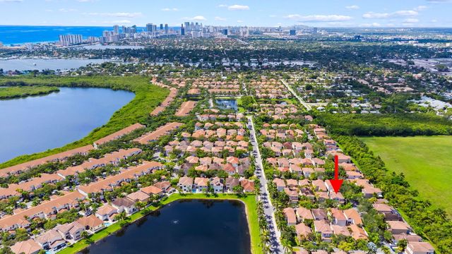 1140 Linden Street, Hollywood, FL 33019