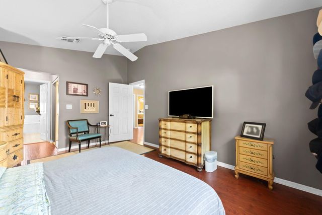 1140 Linden Street, Hollywood, FL 33019