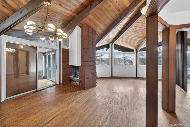 29 Lakeview Drive, Tomkins Cove, NY 10986