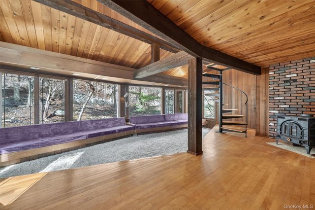 29 Lakeview Drive, Tomkins Cove, NY 10986