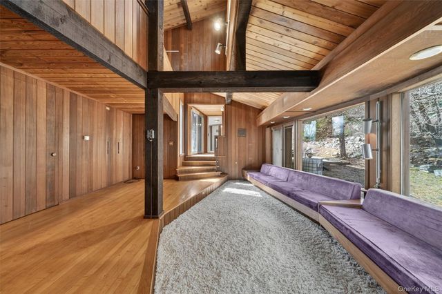 29 Lakeview Drive, Tomkins Cove, NY 10986