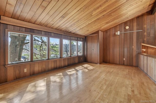 29 Lakeview Drive, Tomkins Cove, NY 10986