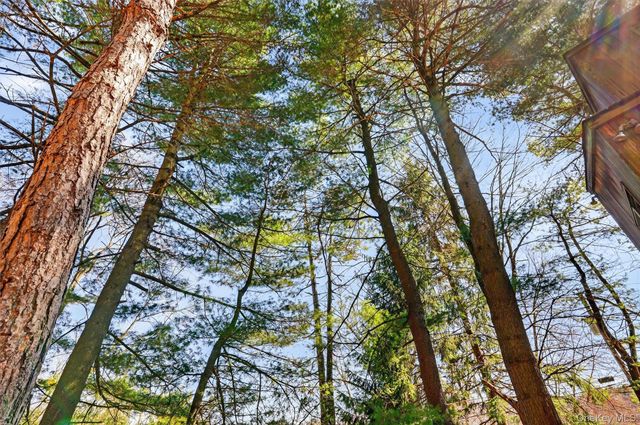 29 Lakeview Drive, Tomkins Cove, NY 10986