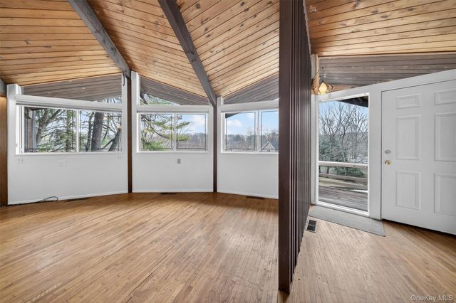 29 Lakeview Drive, Tomkins Cove, NY 10986