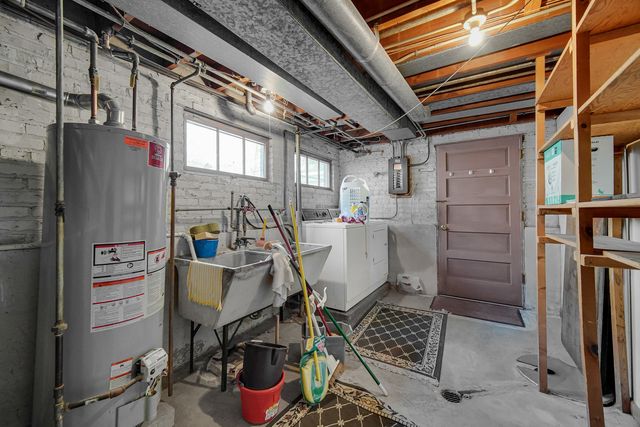 18537 Palmer Avenue, Homewood, IL 60430