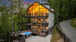 752 Loop Road, Gatlinburg, TN 37738