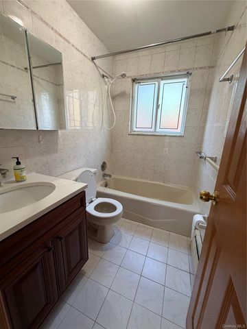 4131 219th Street 1 FL, Bayside, NY 11361