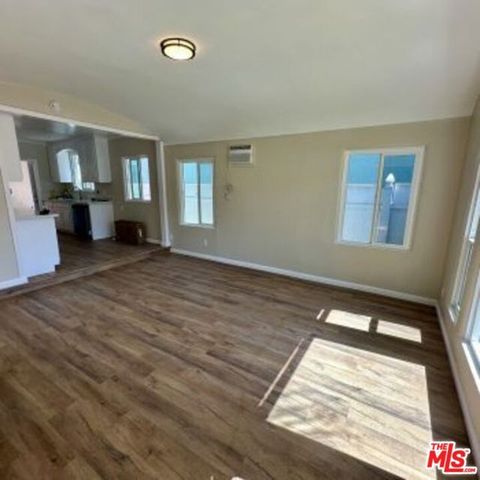 1950 Magnolia Avenue, Long Beach, CA 90806