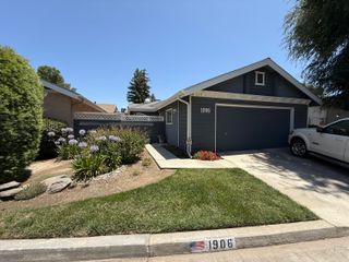 1906 S Pinnacle Street, Visalia, CA 93292
