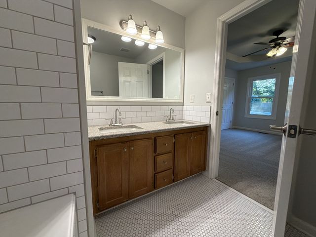 1010 Blue Ridge Pkwy, Goodlettsville, TN 37072