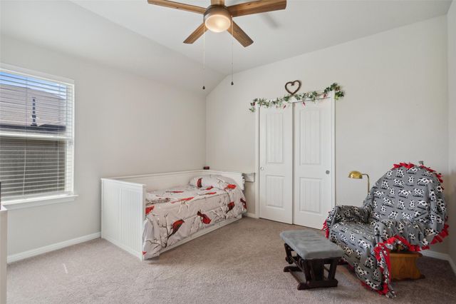319 Silver Glen DR, Kyle, TX 78640