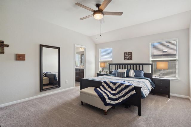 319 Silver Glen DR, Kyle, TX 78640