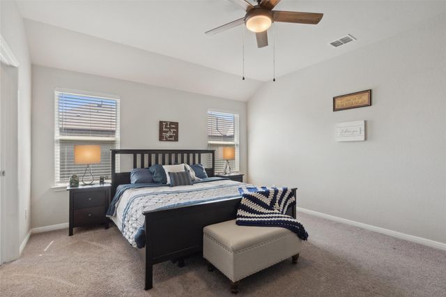 319 Silver Glen DR, Kyle, TX 78640