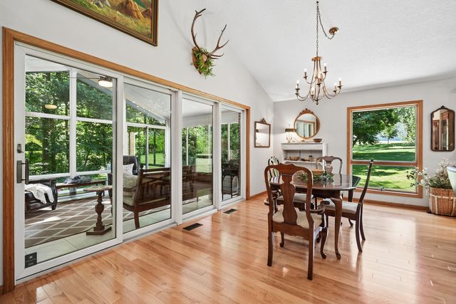 28053 214th Street, Le Claire, IA 52753