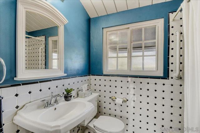 5617 Taft Ave, La Jolla, CA 92037