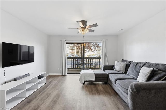 73 Wells CT, Hampton, VA 23666