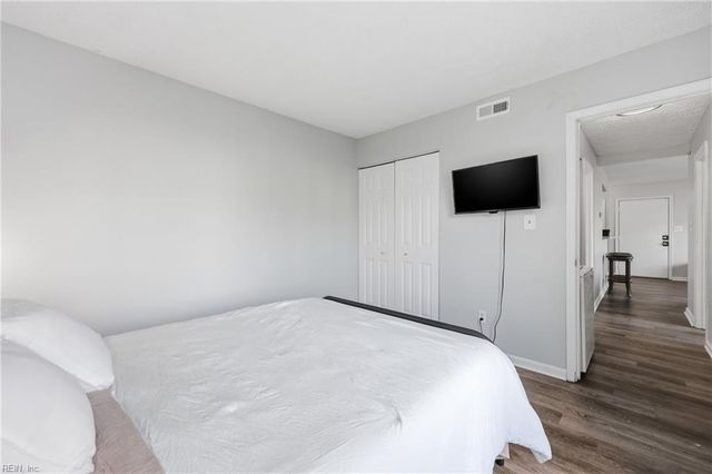 73 Wells CT, Hampton, VA 23666