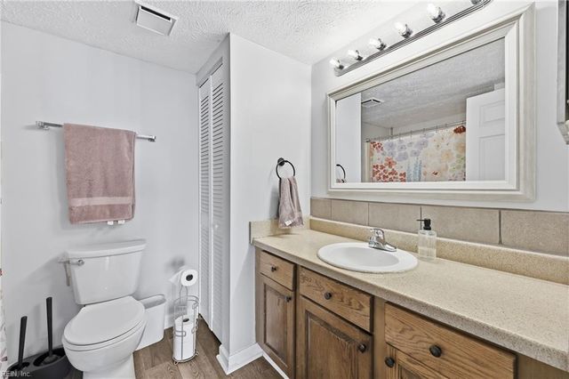 73 Wells CT, Hampton, VA 23666