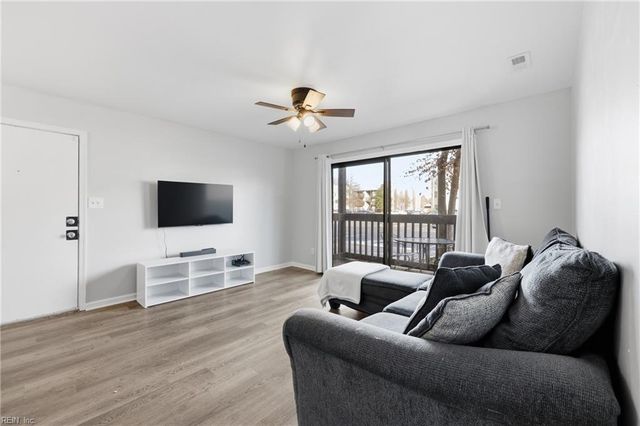 73 Wells CT, Hampton, VA 23666