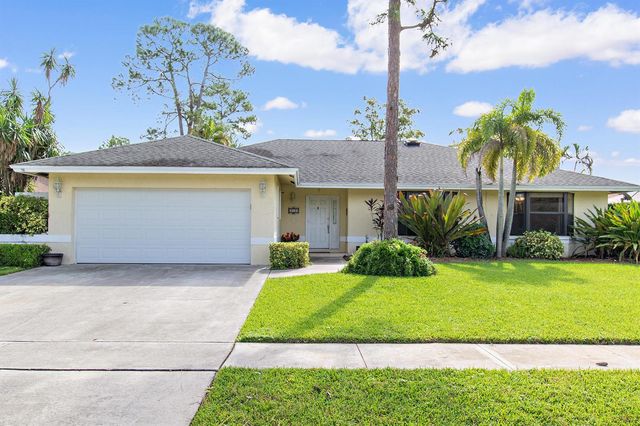 912 Blueberry Drive, Wellington, FL 33414