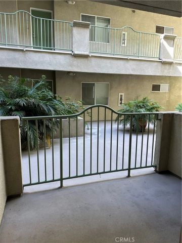 7551 Jordan 109, Canoga Park, CA 91303