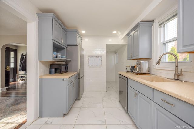 154 Bell Road, Scarsdale, NY 10583