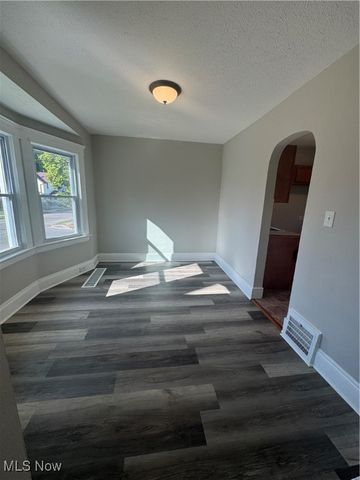 3575 E 105th Street, Cleveland, OH 44105