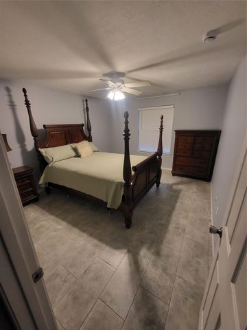 727 Slate Valley Lane, Spring, TX 77373