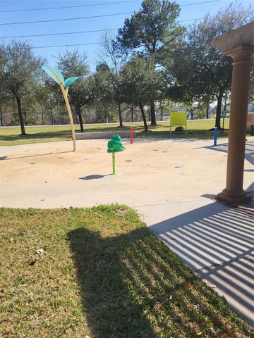 727 Slate Valley Lane, Spring, TX 77373