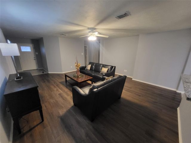 727 Slate Valley Lane, Spring, TX 77373