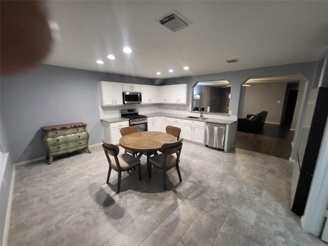 727 Slate Valley Lane, Spring, TX 77373