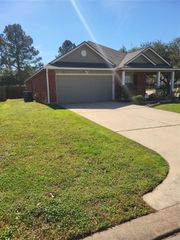 727 Slate Valley Lane, Spring, TX 77373
