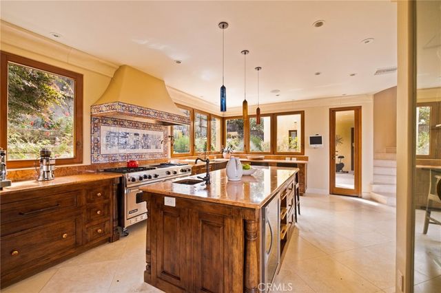 664 Calle Miramar, Redondo Beach, CA 90277
