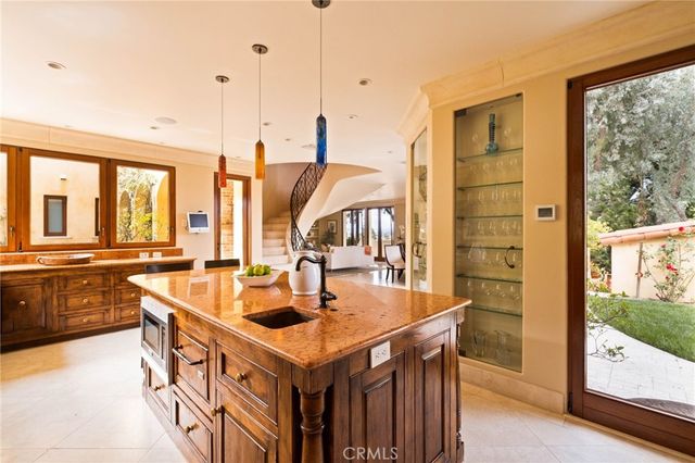 664 Calle Miramar, Redondo Beach, CA 90277